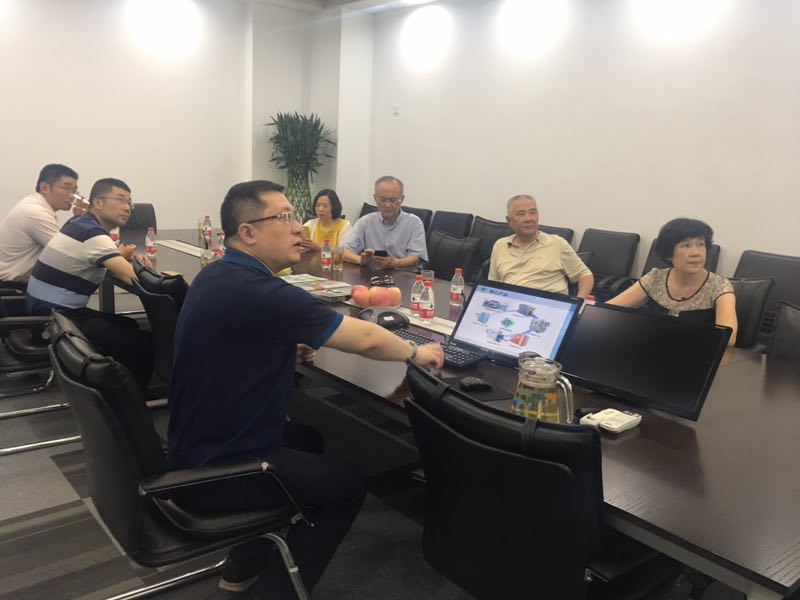 熱烈歡迎政協(xié)主席貢培興、新產業(yè)研究會副會長張建等一行參觀日聯(lián)科技